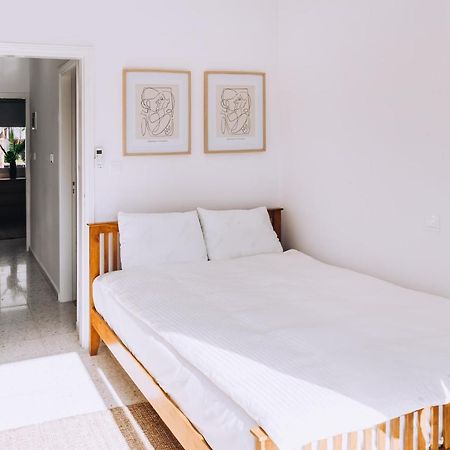 Minimal Townhouse Center Paphos Villa Ngoại thất bức ảnh