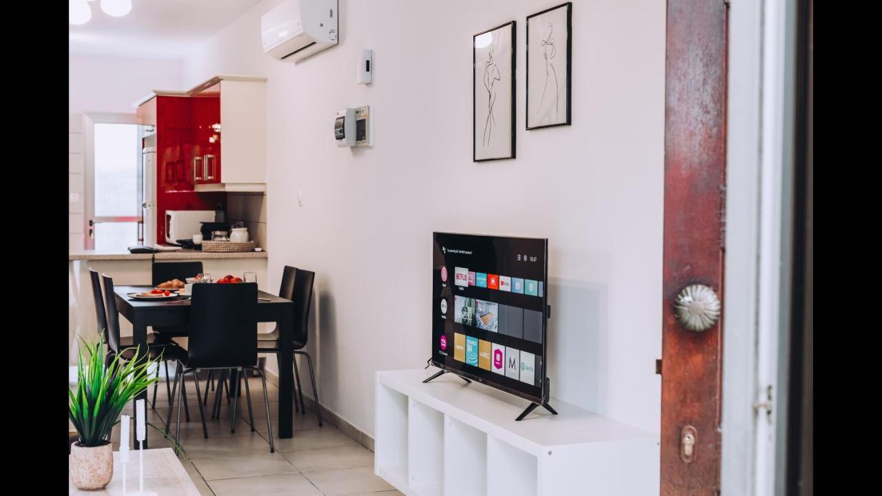 Minimal Townhouse Center Paphos Villa Ngoại thất bức ảnh