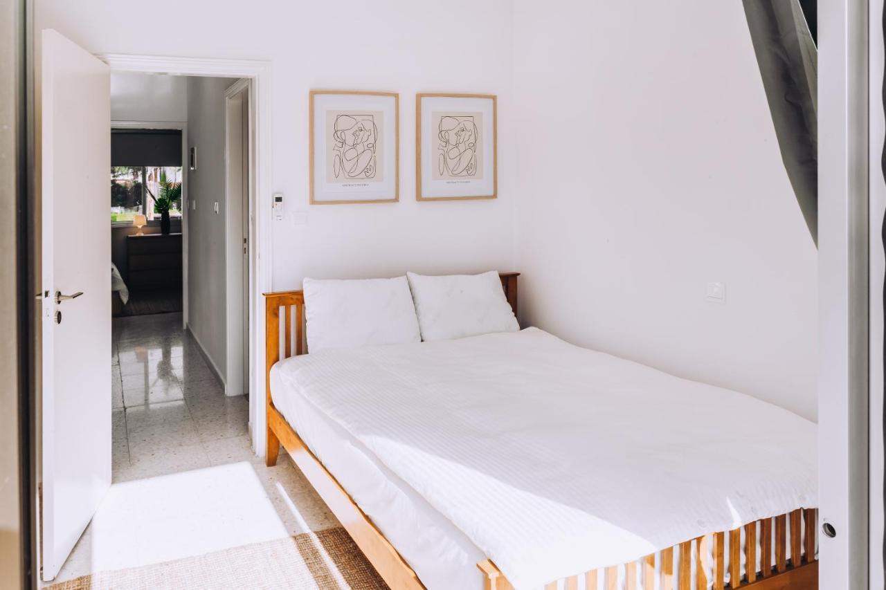 Minimal Townhouse Center Paphos Villa Ngoại thất bức ảnh