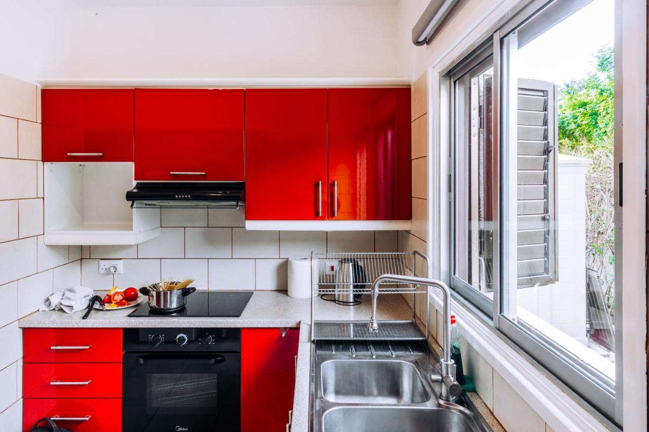 Minimal Townhouse Center Paphos Villa Ngoại thất bức ảnh