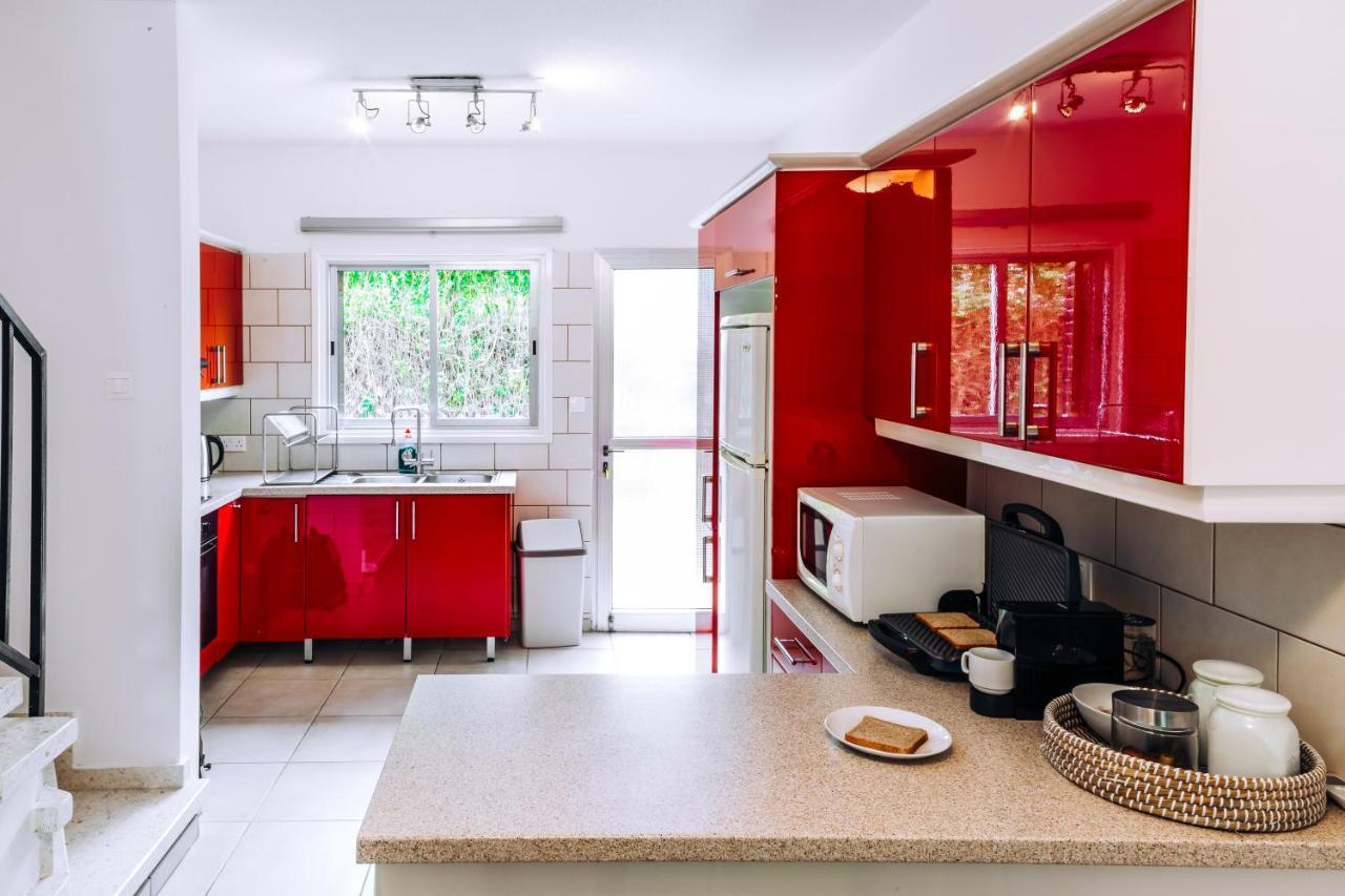 Minimal Townhouse Center Paphos Villa Ngoại thất bức ảnh